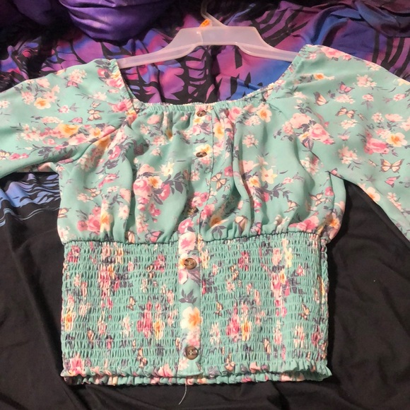 Top - Picture 1 of 1